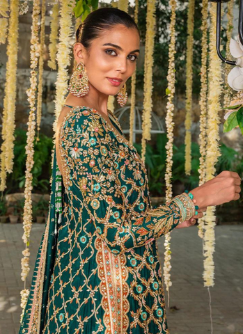 Aarkhe Pakistani Bridal Lehnga