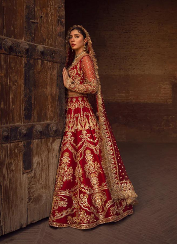 Arusa Pakistan Red Bridal lehnga