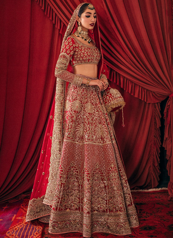 Bridal Lehnga Choli With Golden Embroidery