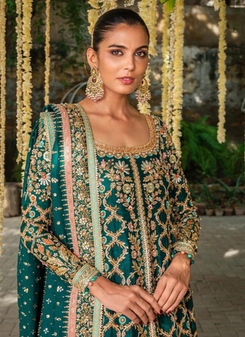 Aarkhe Pakistani Bridal Lehnga