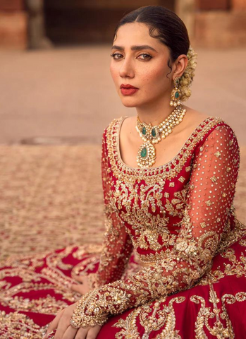 Arusa Pakistan Red Bridal lehnga