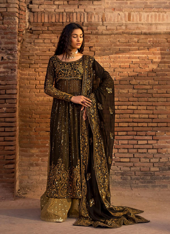 Contemporary Black Ensemble with Intricate Embroidery – Fusion of Eastern and Western Style